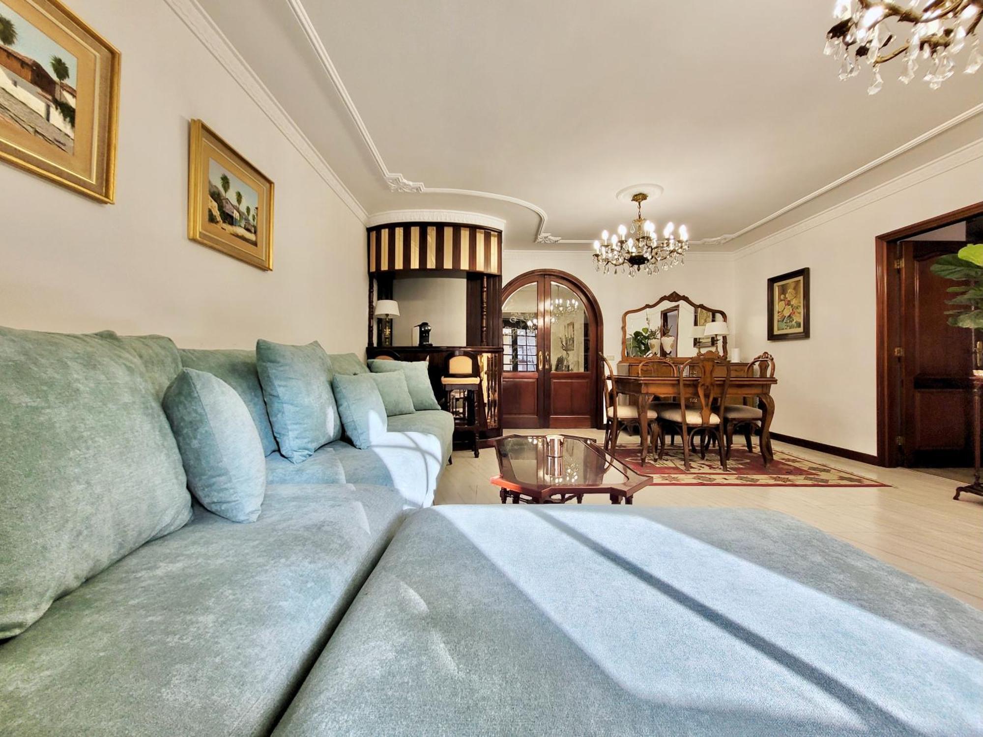 The Balcony House With Free Parking Apartment ปูแอร์โตเดลาครูซ ภายนอก รูปภาพ